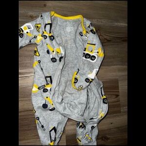 Baby’s clothing